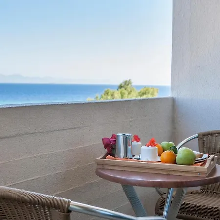 Ialyssos Bay Hotel 4*