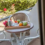 Ialyssos Bay Otel