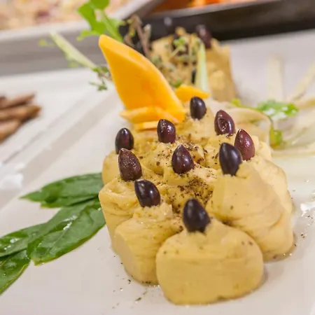 Ialyssos Bay Otel 4*