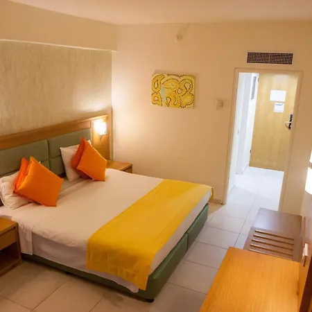 Ialyssos Bay Otel 4*